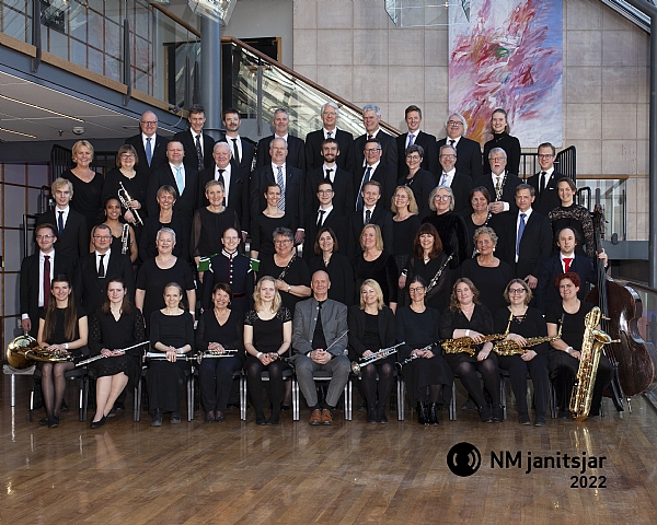 ER DU VÅR NYE DIRIGENT? 